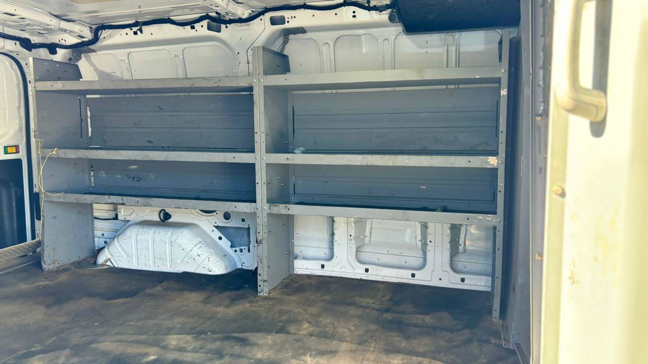 Used 2018 Ford Transit 250 130 Low Roof RWD image 13