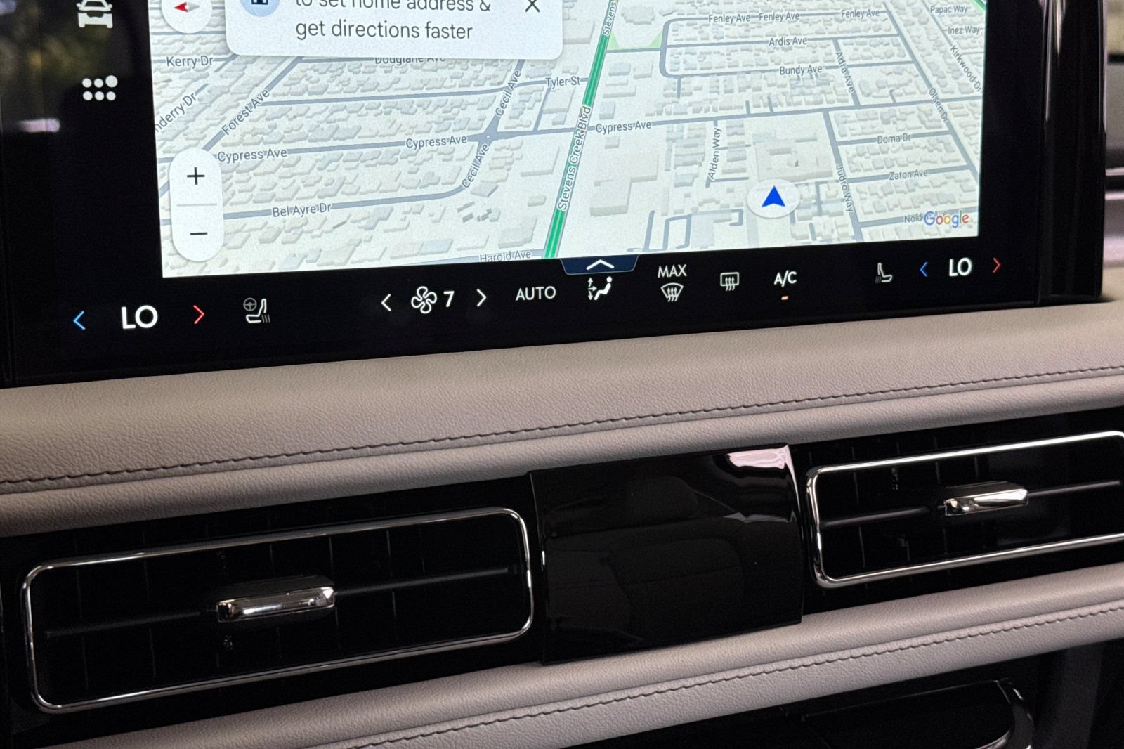 New 2026 Lincoln Aviator AWD image 17