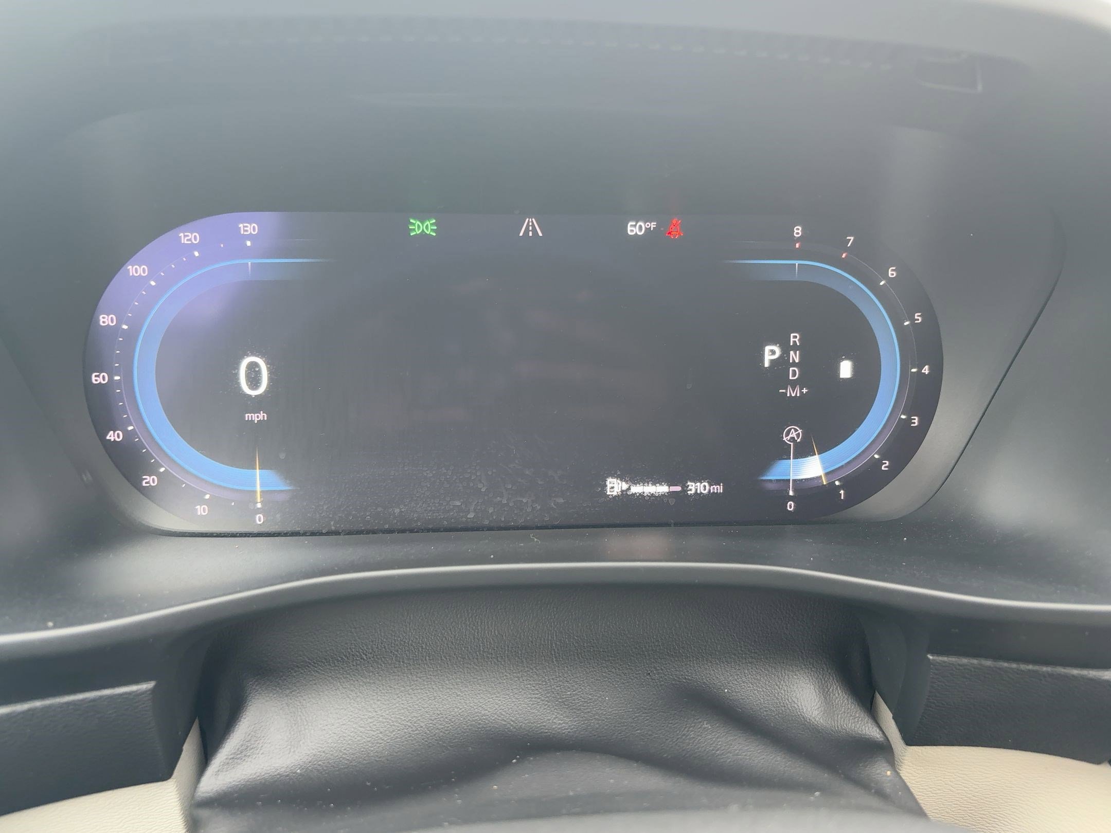 Used 2024 Volvo XC40 B5 Plus w/ Climate Package image 19