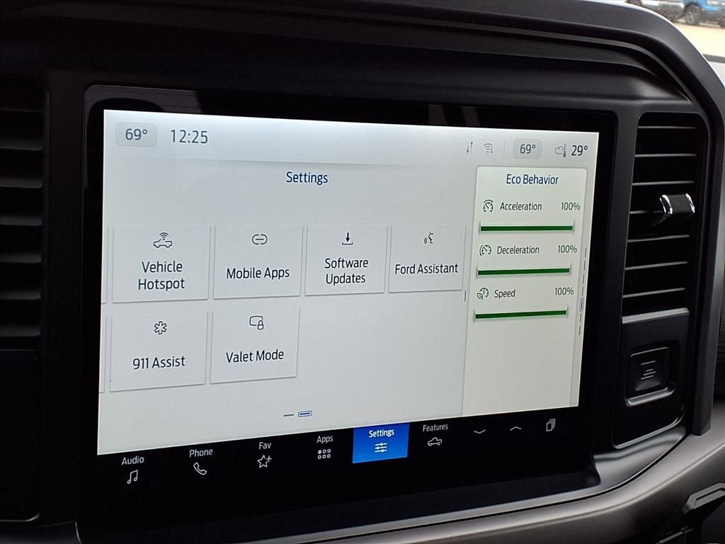 Used 2025 Ford F150 XLT w/ Equipment Group 301A Standard image 24