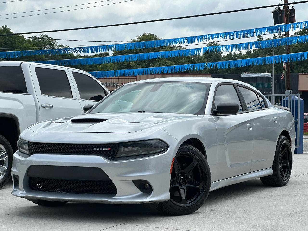 Used 2020 Dodge Charger R/T RWD image 3