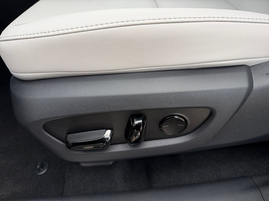 New 2026 Lexus RX 350 Premium AWD/4WD image 13