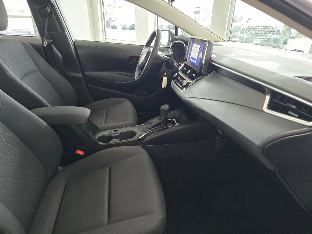 Used 2023 Toyota Corolla LE FWD image 42
