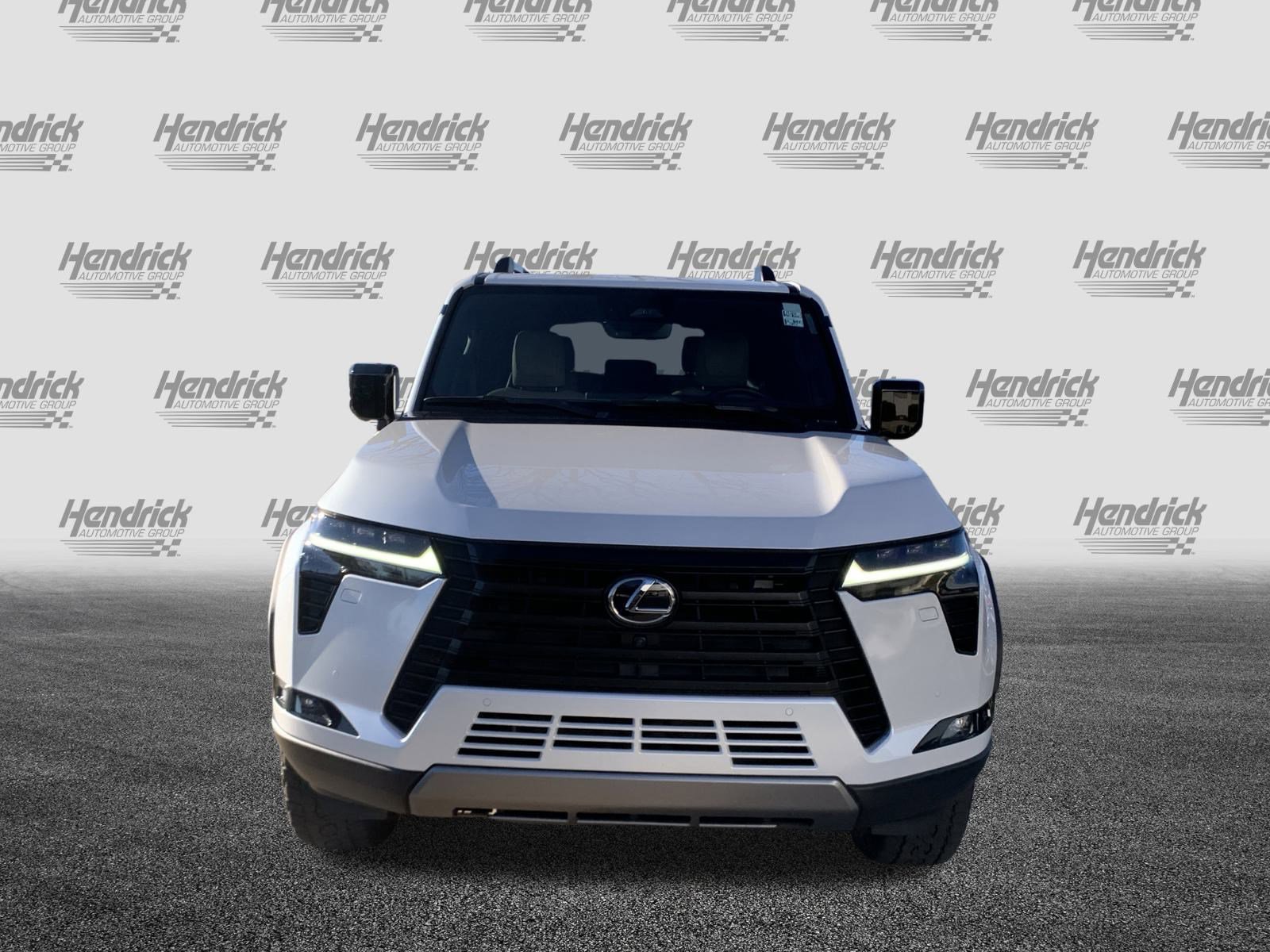 Used 2024 Lexus GX 550 image 3