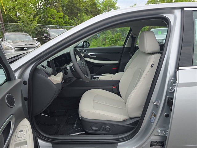 New 2025 Hyundai Sonata SEL image 11