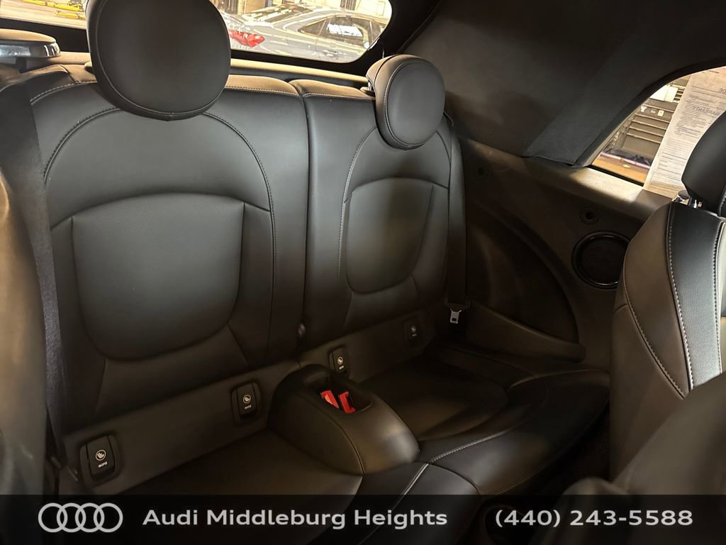 Used 2019 MINI Cooper S w/ Signature Upholstery Package image 18