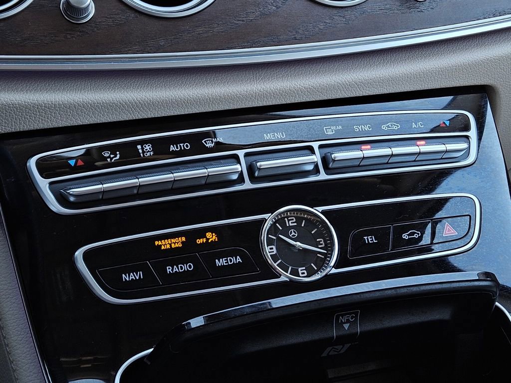 Used 2017 Mercedes-Benz E 300 4MATIC image 24