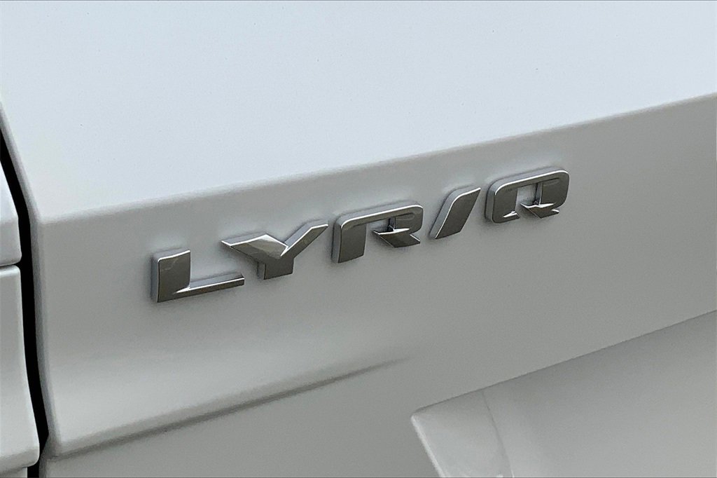 Used 2025 Cadillac Lyriq Sport image 16