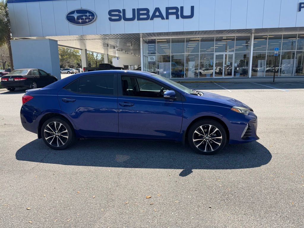 Used 2019 Toyota Corolla SE image 2