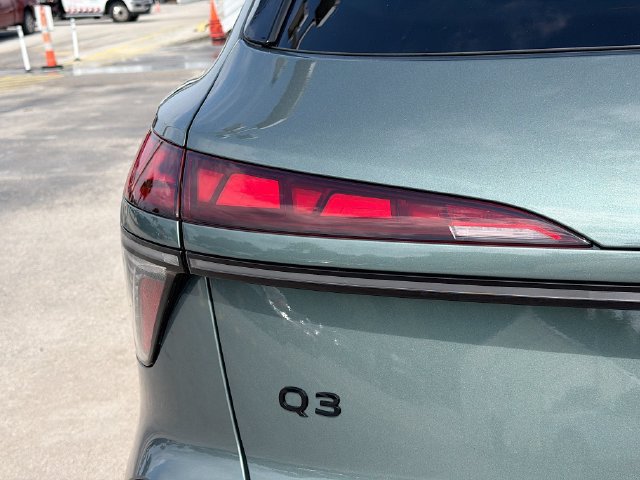 New 2026 Audi Q3 quattro 2.0T AWD/4WD image 10