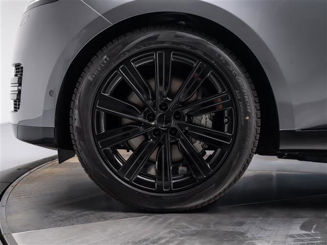 New 2026 Land Rover Range Rover SE AWD/4WD image 11
