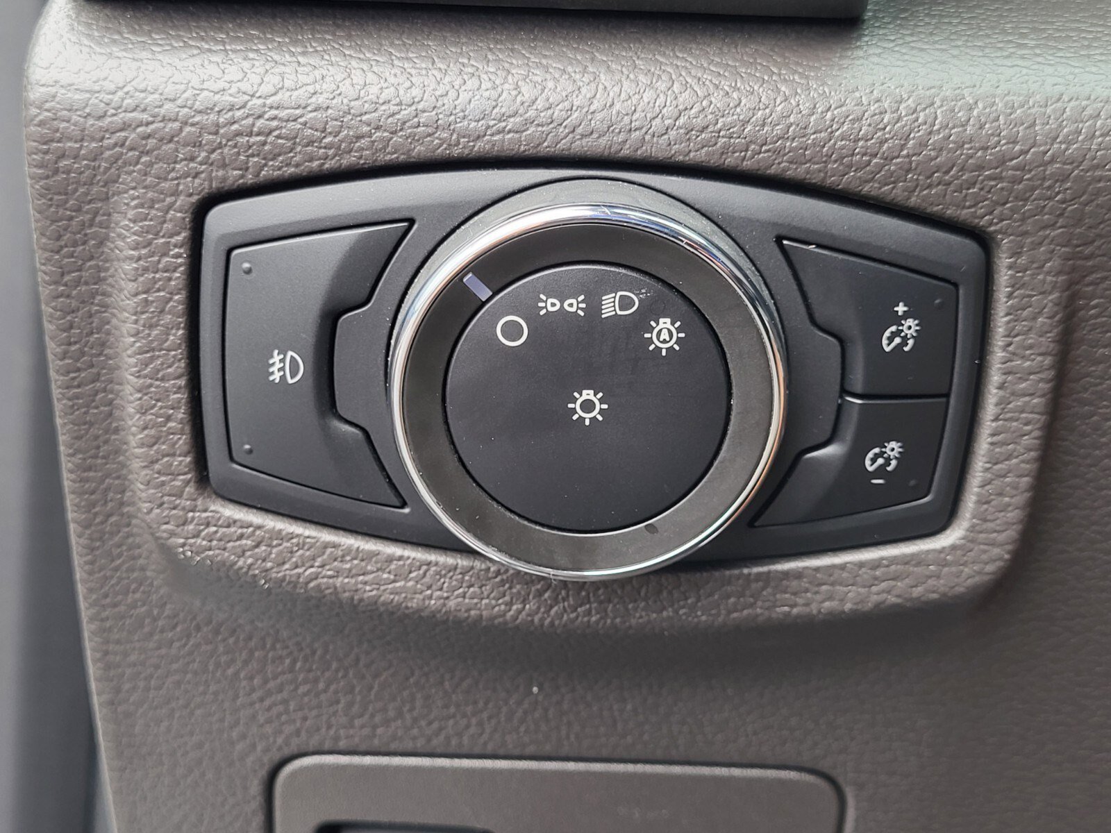 Used 2021 Ford Expedition XLT RWD image 23