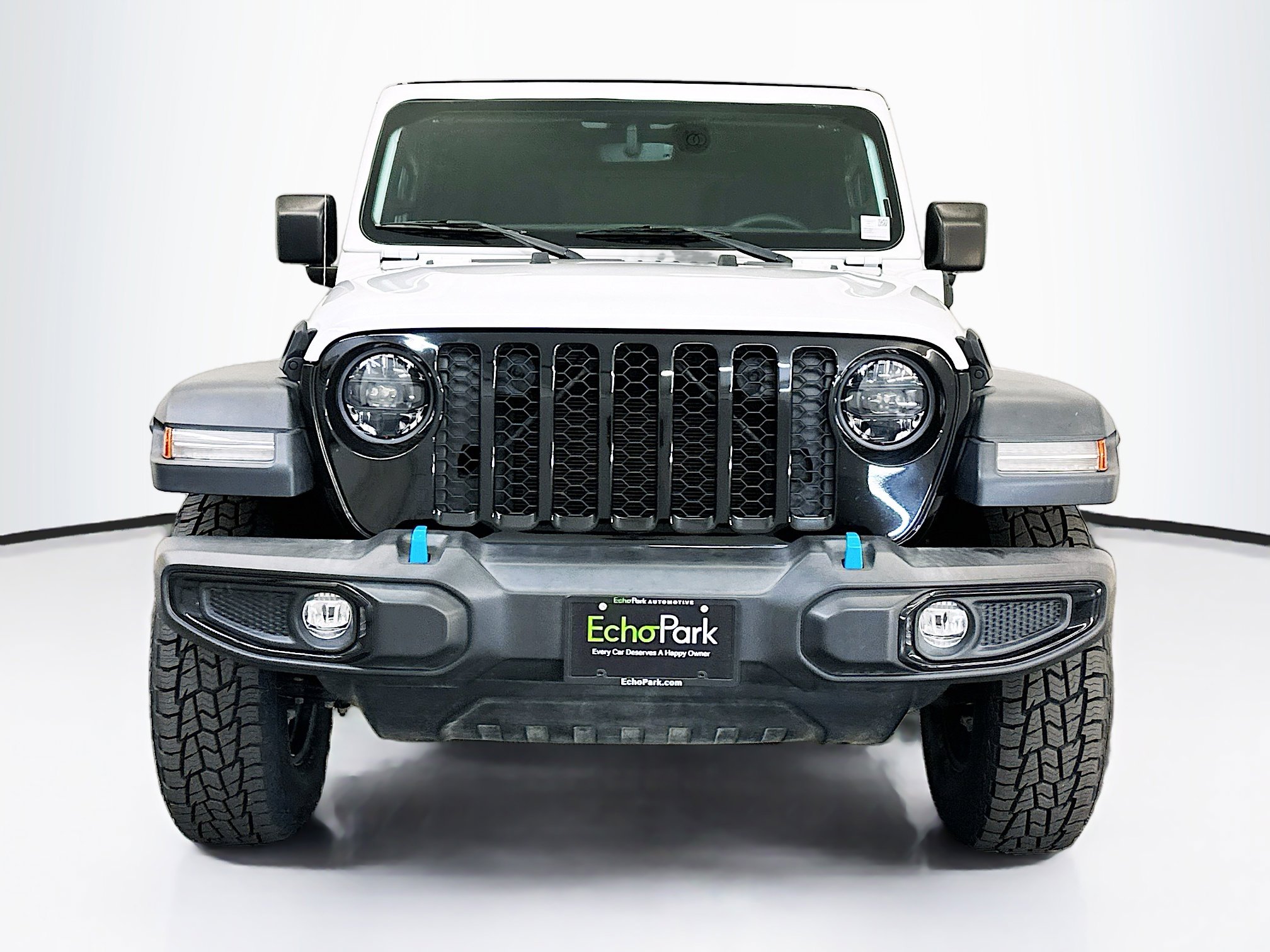 Used 2023 Jeep Wrangler Unlimited w/ Sun & Screen Package image 2