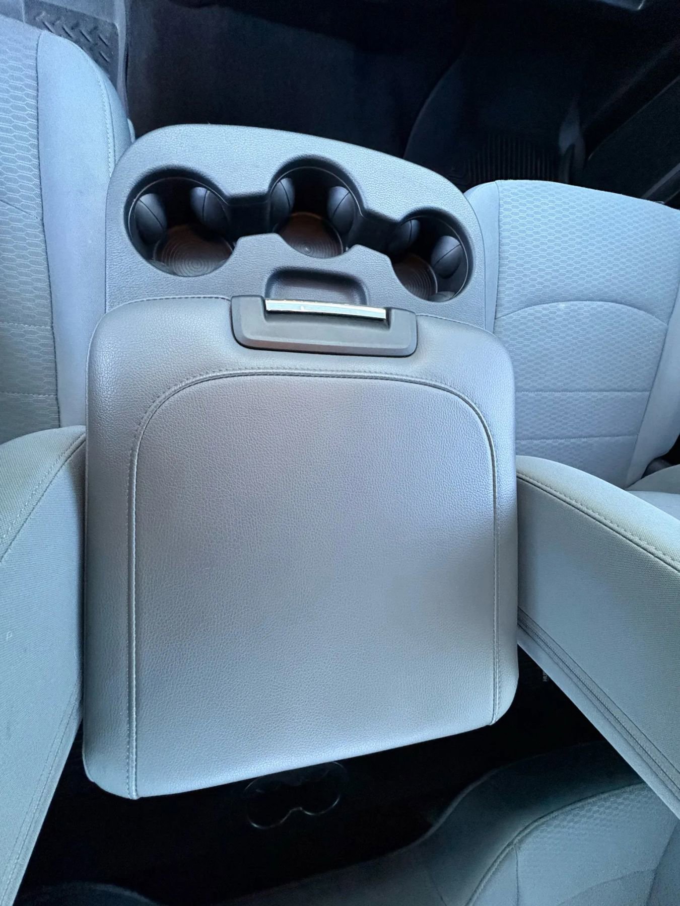 Used 2018 RAM 2500 SLT image 15