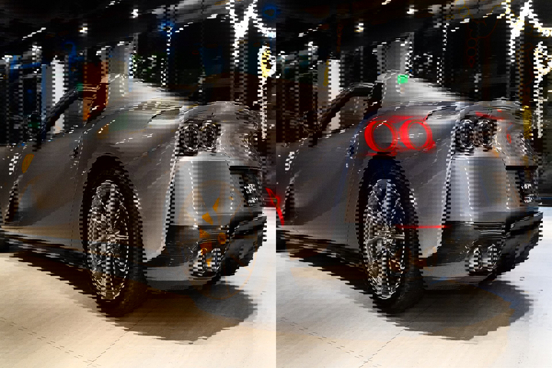 Used 2022 Ferrari 812 GTS image 11