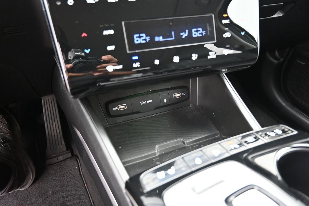 Used 2022 Hyundai Tucson Limited w/ Cargo Package image 12