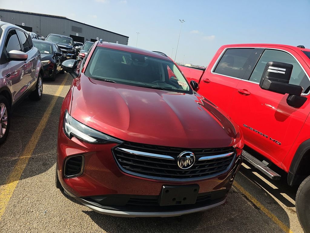 Used 2022 Buick Envision Essence w/ Technology Package II image 2