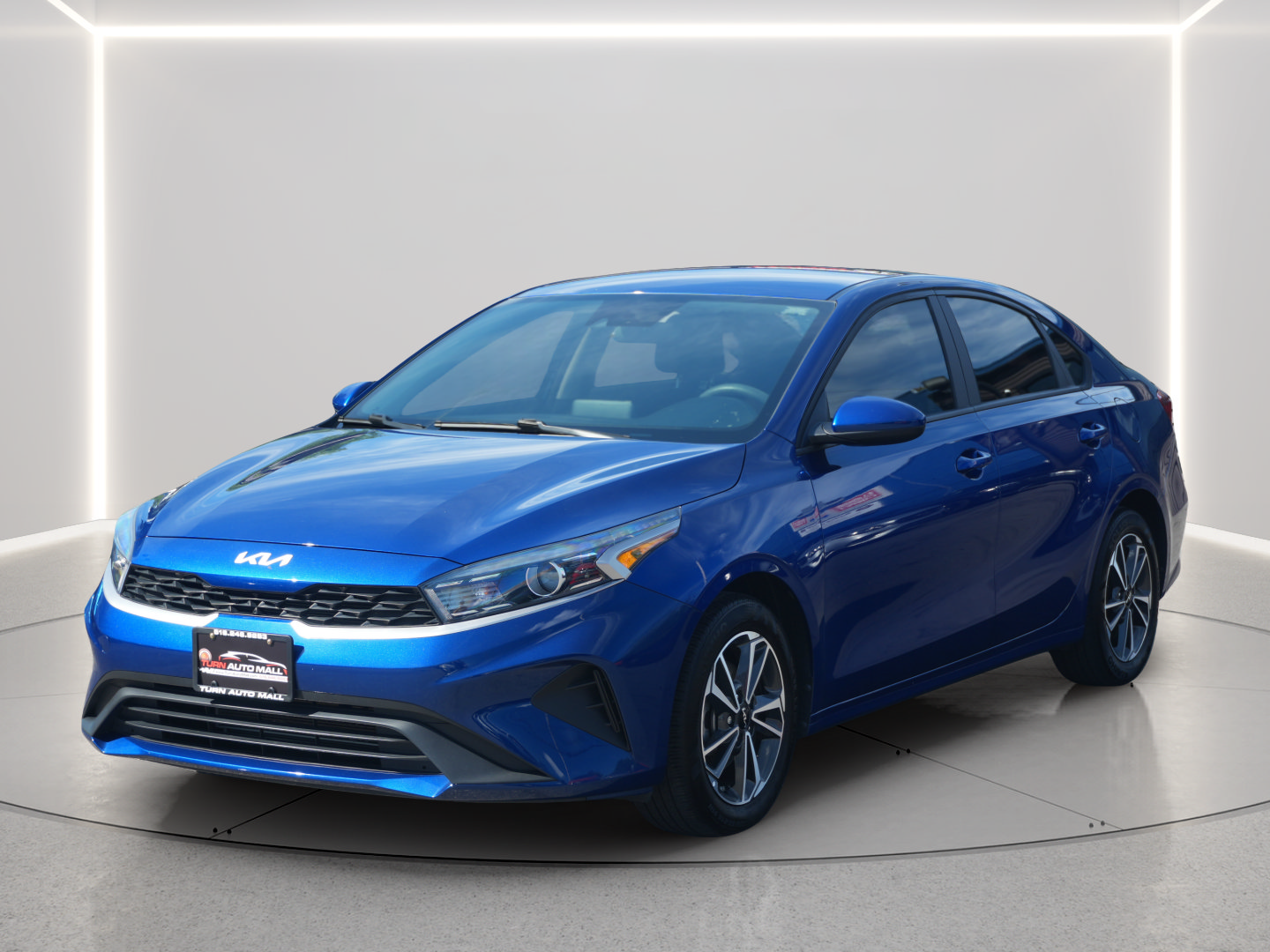 Used 2023 Kia Forte LXS FWD image 1