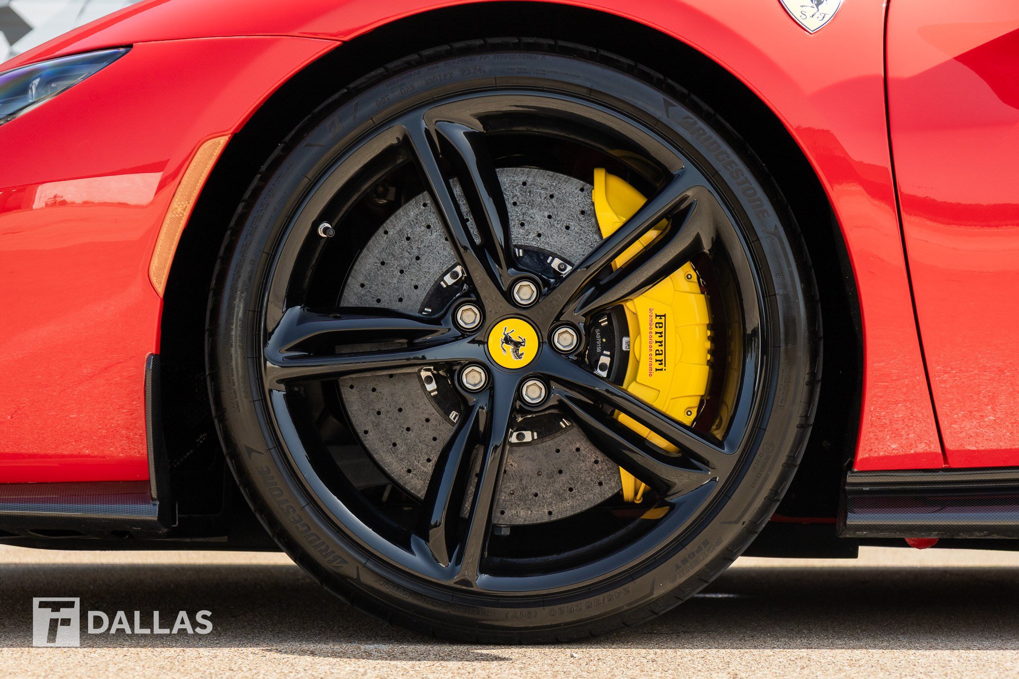 Used 2025 Ferrari 296 GTS RWD image 8