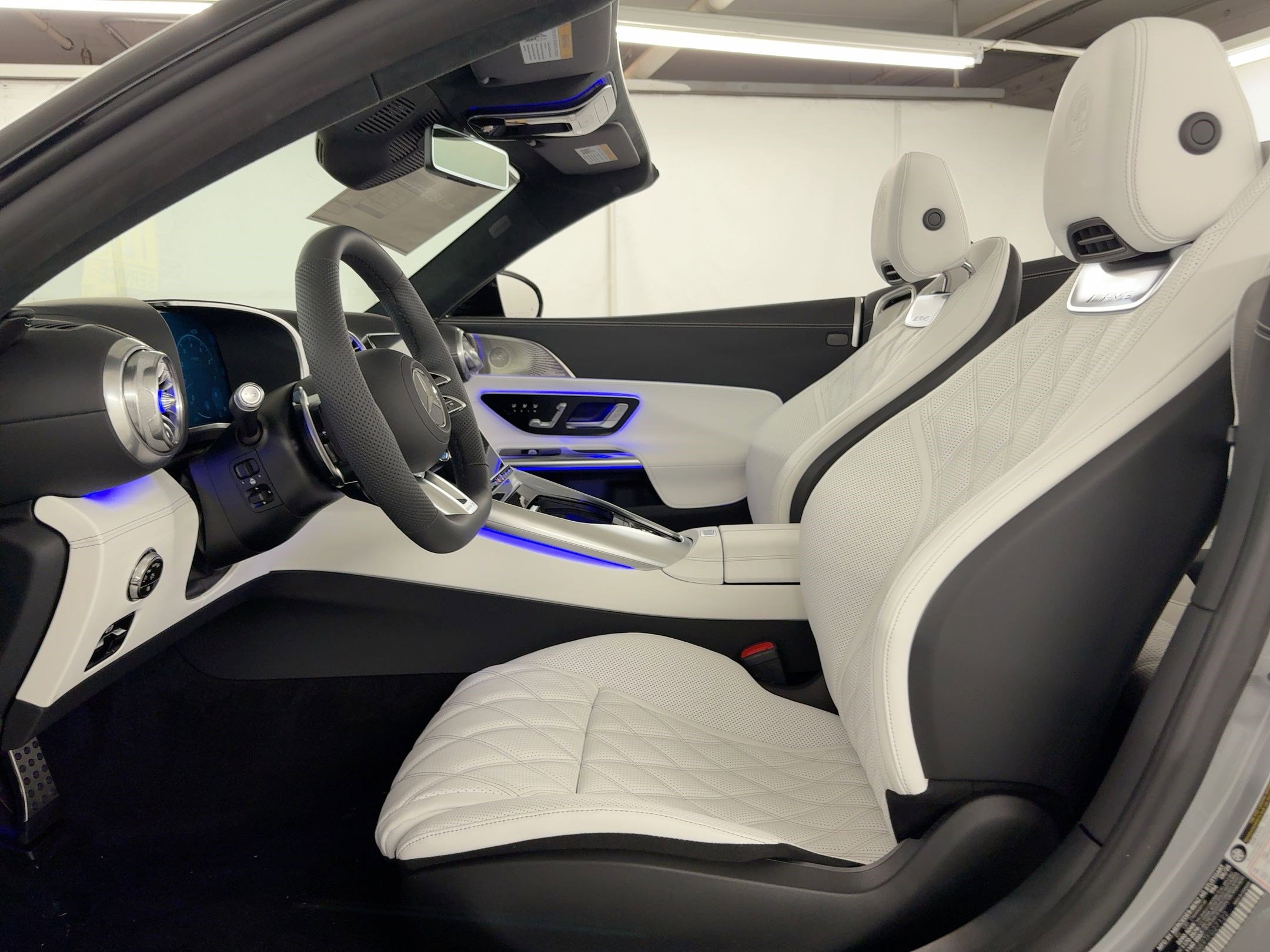 New 2026 Mercedes-Benz SL 63 AMG 4MATIC image 5