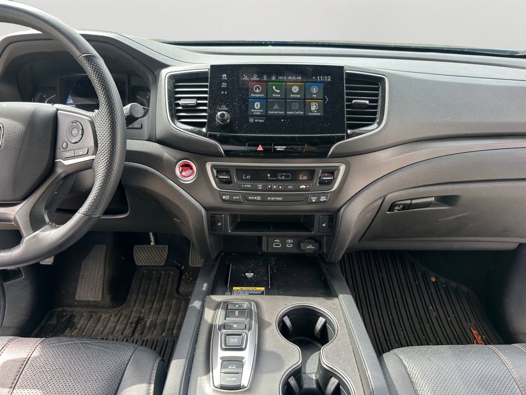 Certified 2025 Honda Passport TrailSport image 14