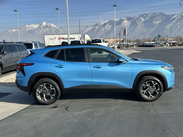 Certified 2025 Chevrolet Trax LT w/ Driver Confidence Package image 31