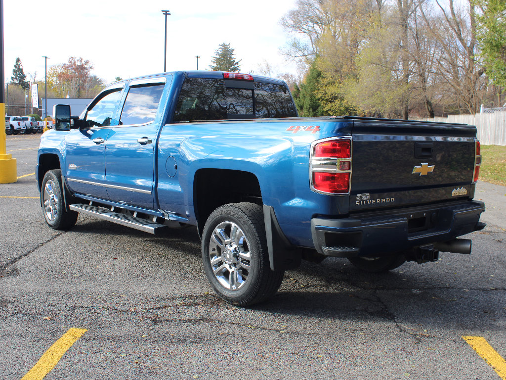 Used 2019 Chevrolet Silverado 2500 High Country w/ Duramax Plus Package image 5