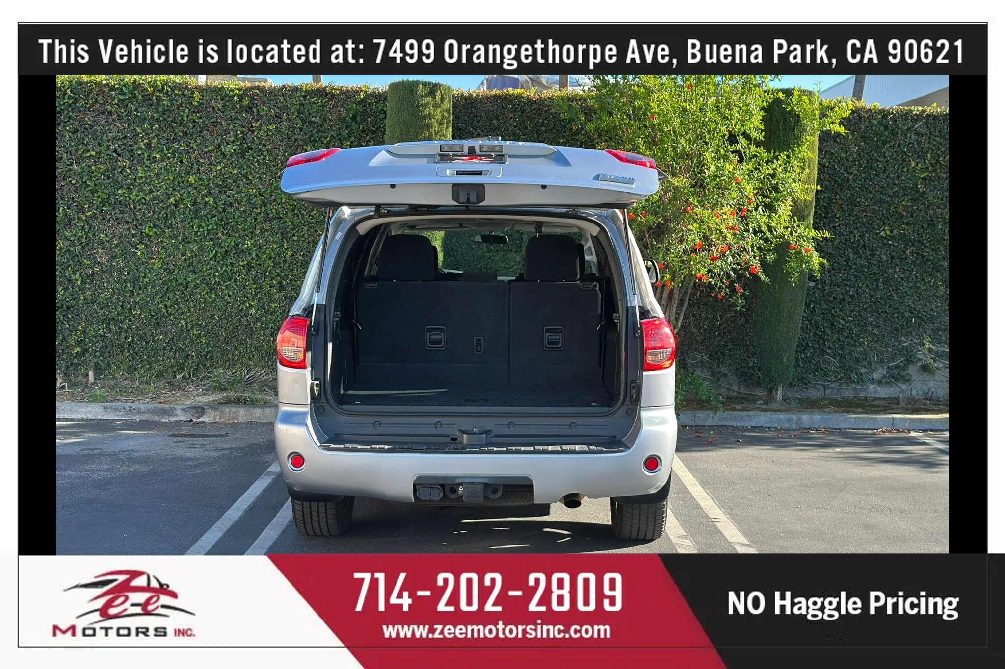 Used 2012 Toyota Sequoia SR5 w/ Sport Appearance Pkg AWD/4WD image 16