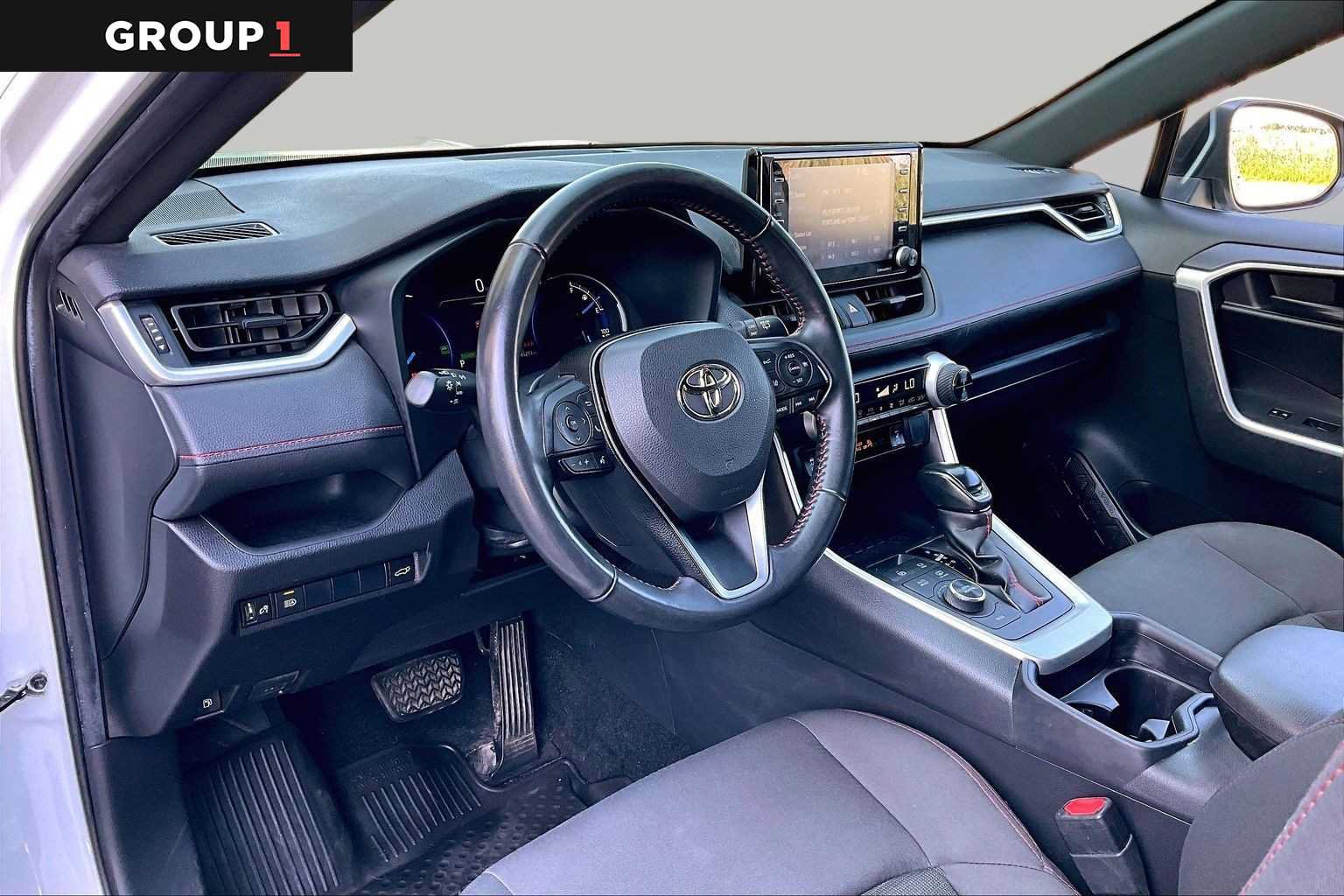 Used 2021 Toyota RAV4 SE AWD/4WD image 18