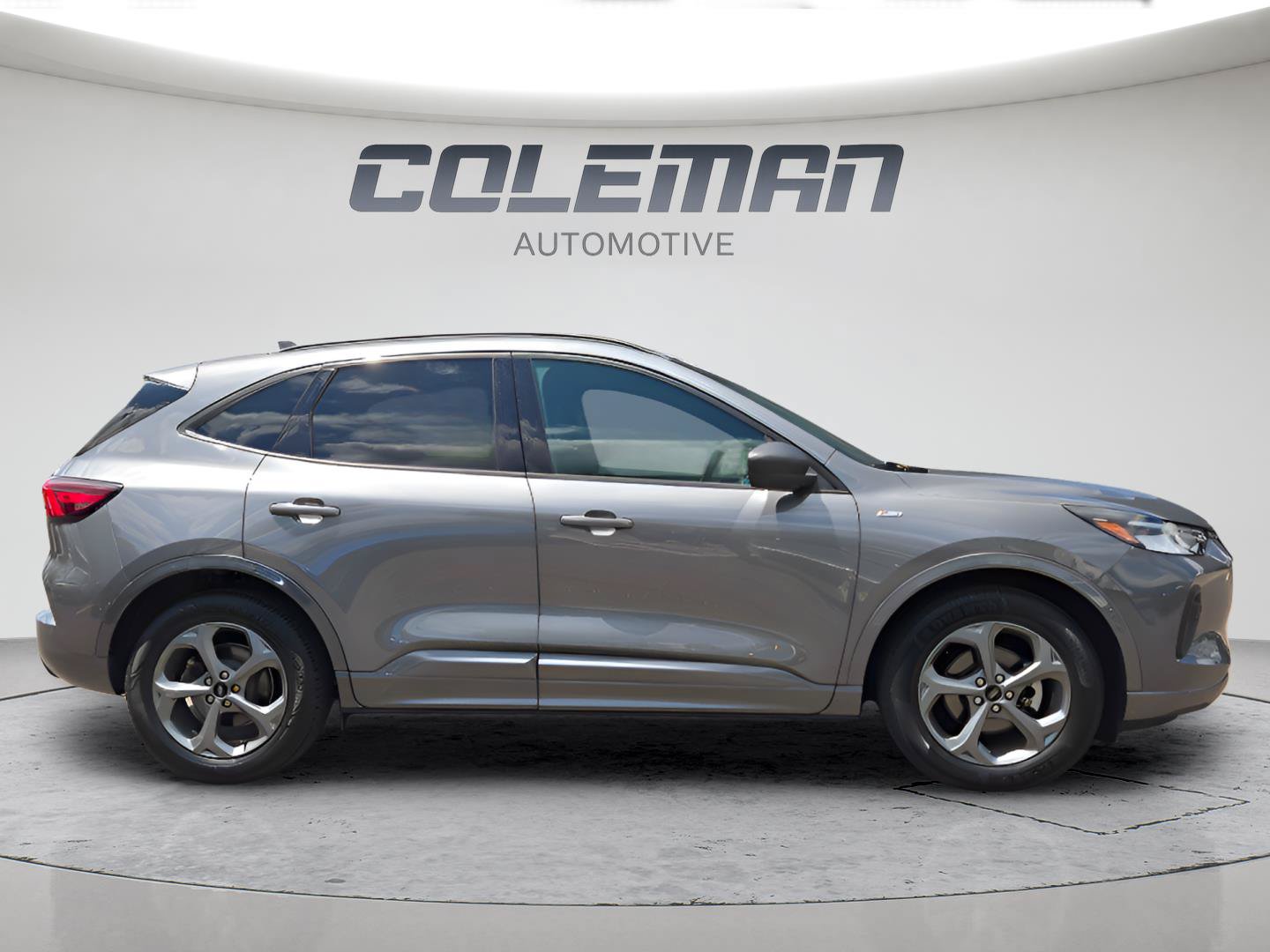 Used 2024 Ford Escape ST-Line FWD image 4