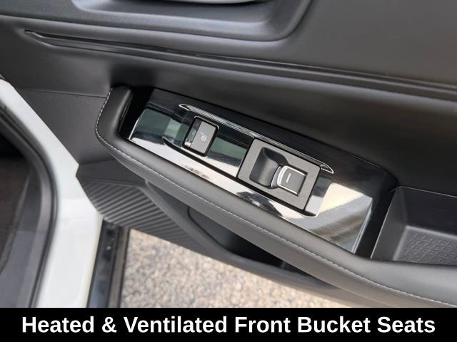 Used 2024 Honda Accord Touring image 12