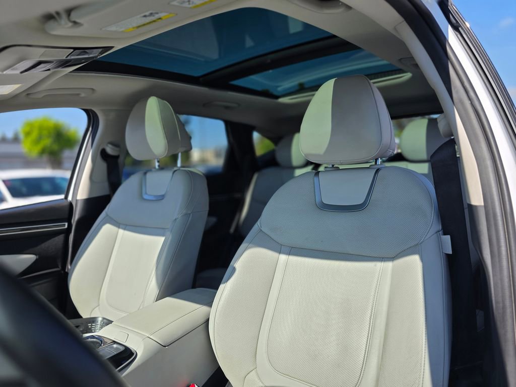 Used 2022 Hyundai Tucson Limited AWD/4WD image 15
