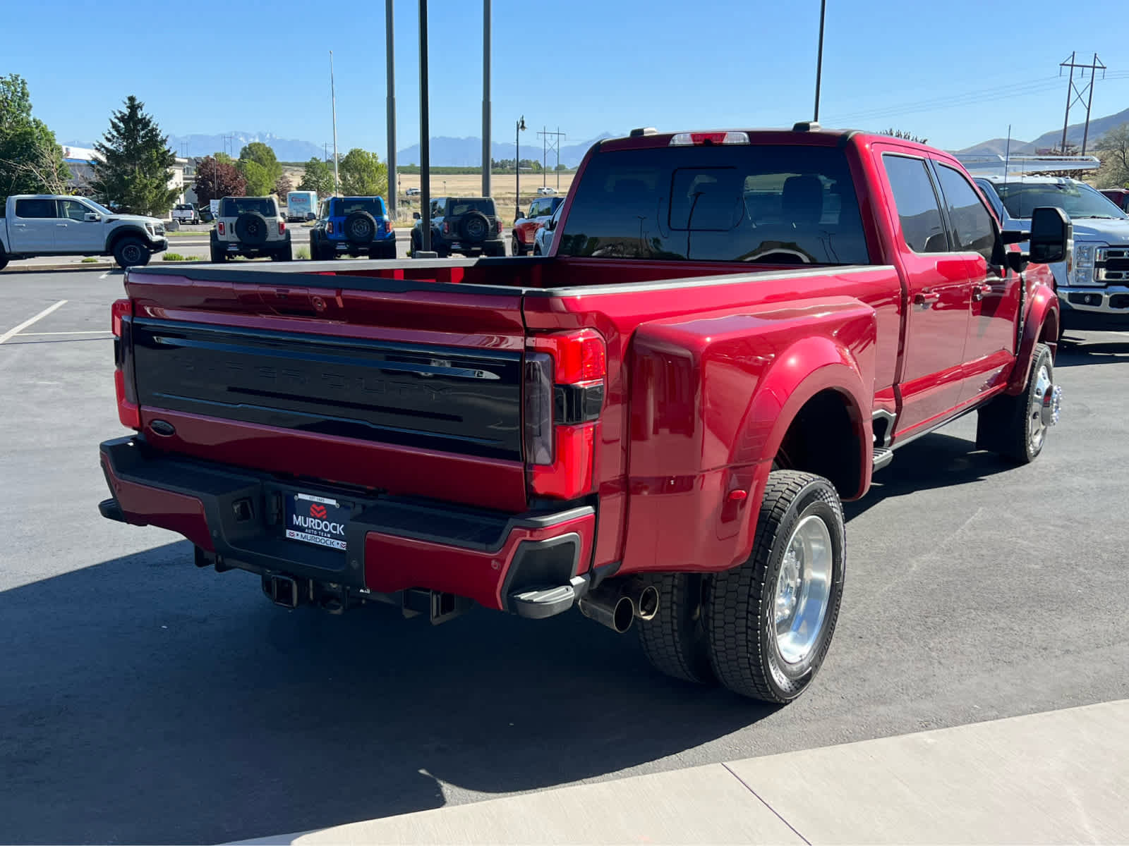 Certified 2025 Ford F450 Platinum w/ FX4 Off-Road Package AWD/4WD image 8
