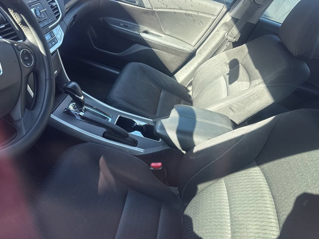 Used 2015 Honda Accord Sport image 3