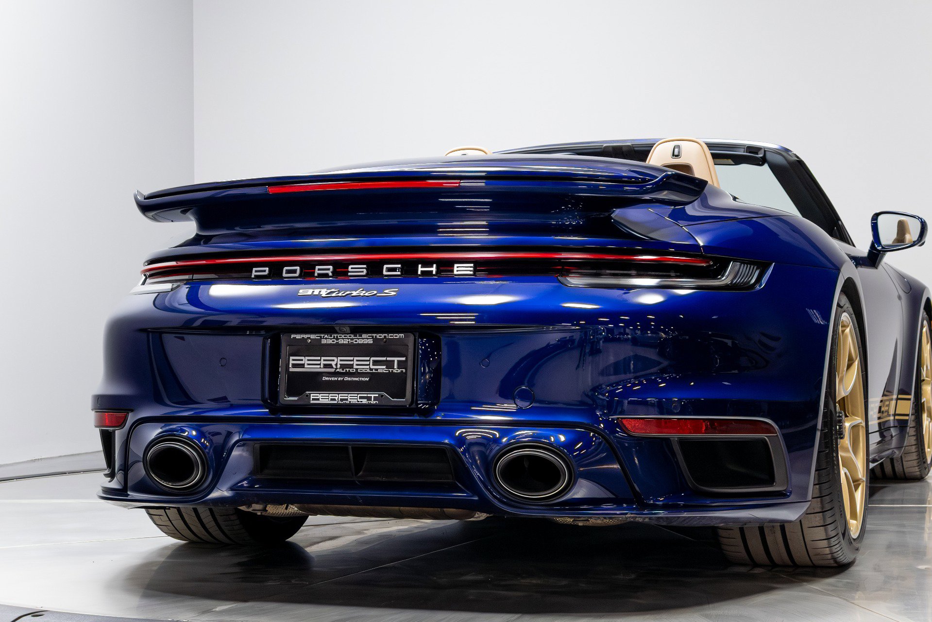Used 2021 Porsche 911 Turbo S image 83