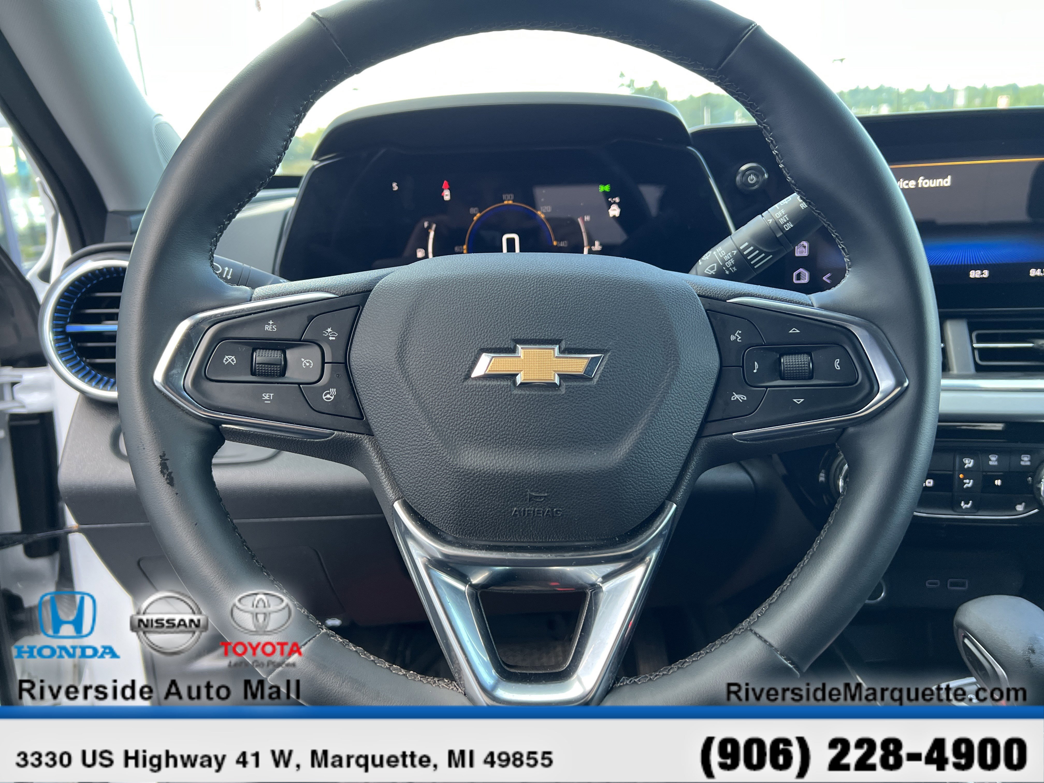Used 2024 Chevrolet Trax LT w/ LT Convenience Package image 21
