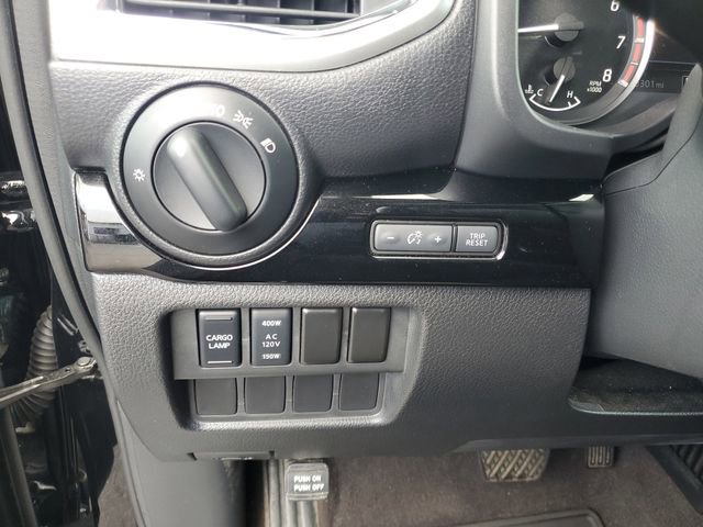 Used 2021 Nissan Titan SV w/ SV Convenience Package AWD/4WD image 29