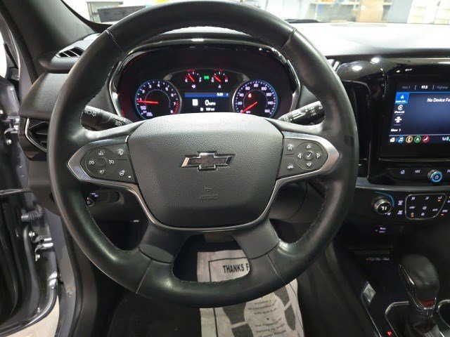 Used 2023 Chevrolet Traverse RS image 18
