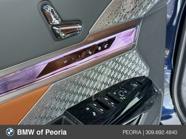 Used 2024 BMW 760i xDrive w/ Executive Package image 18