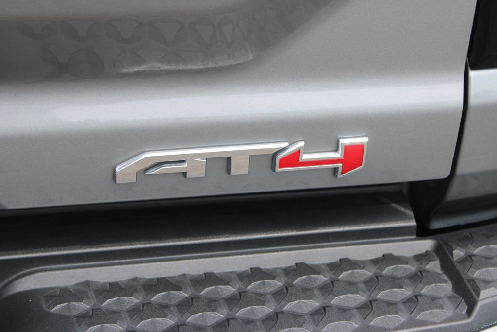 Used 2023 GMC Canyon AT4 w/ AT4 Premium Package AWD/4WD image 18