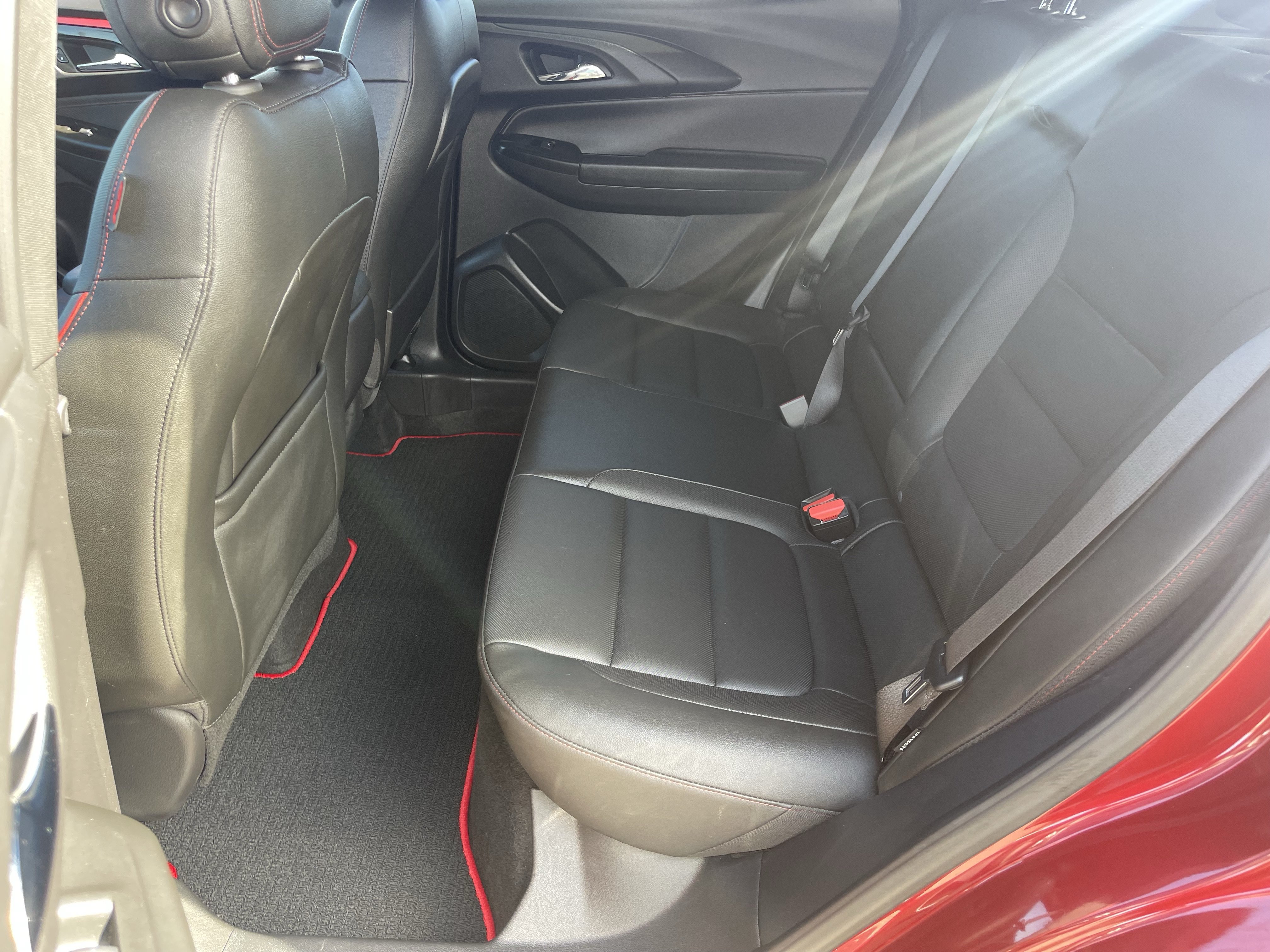 Used 2025 Chevrolet TrailBlazer RS FWD image 16