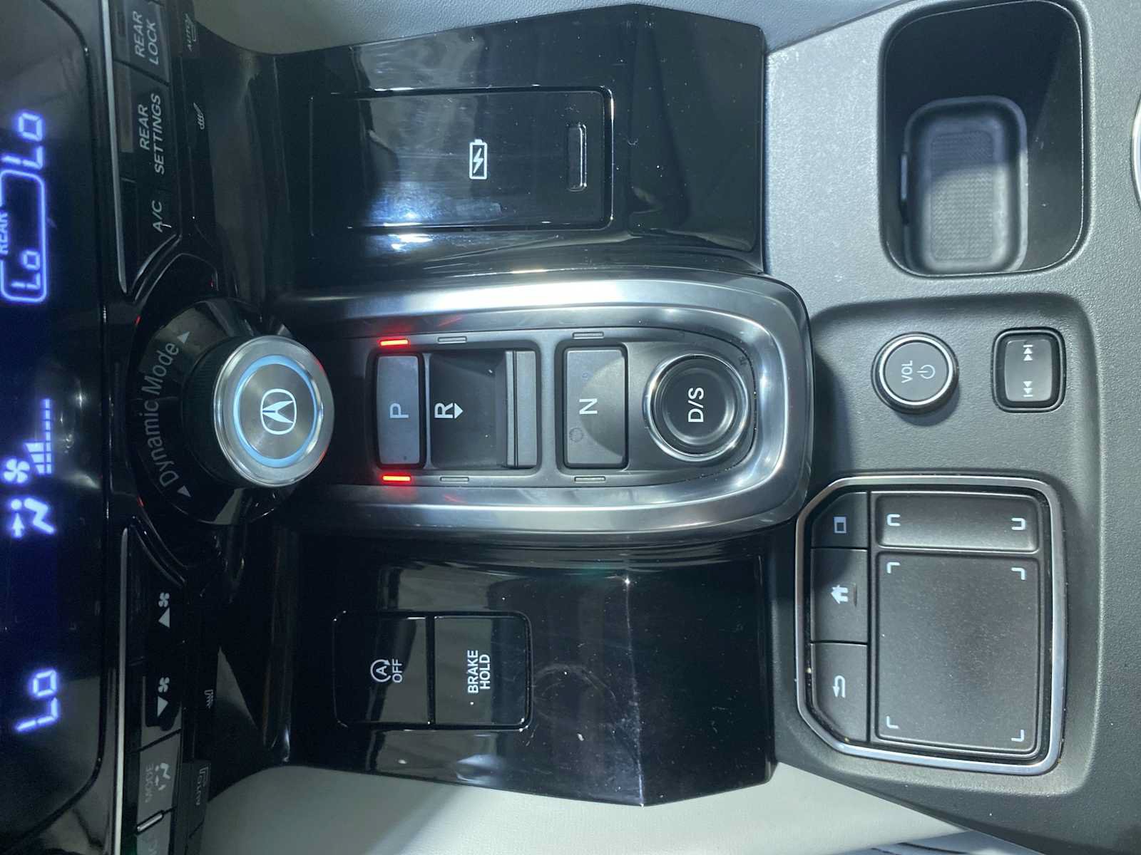 Certified 2024 Acura MDX SH-AWD w/ Technology Package image 17