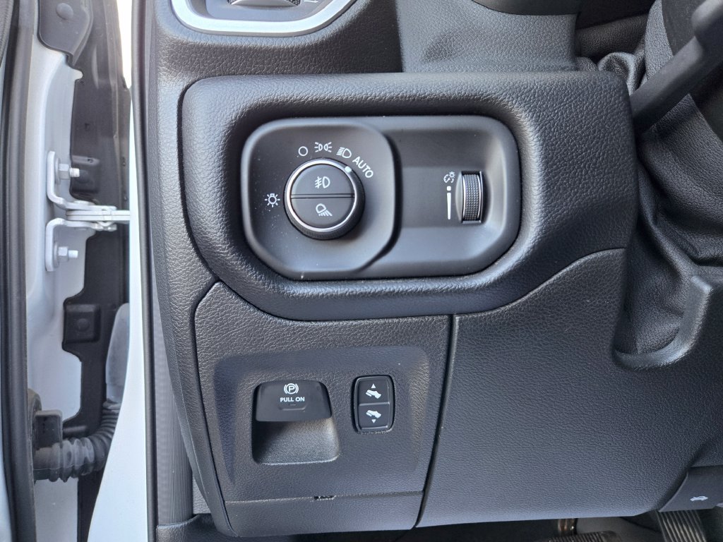 Used 2021 RAM 1500 Big Horn w/ Trailer Tow Group AWD/4WD image 17