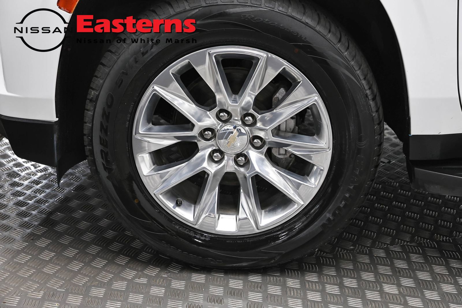 Used 2023 Chevrolet Suburban Premier RWD image 35