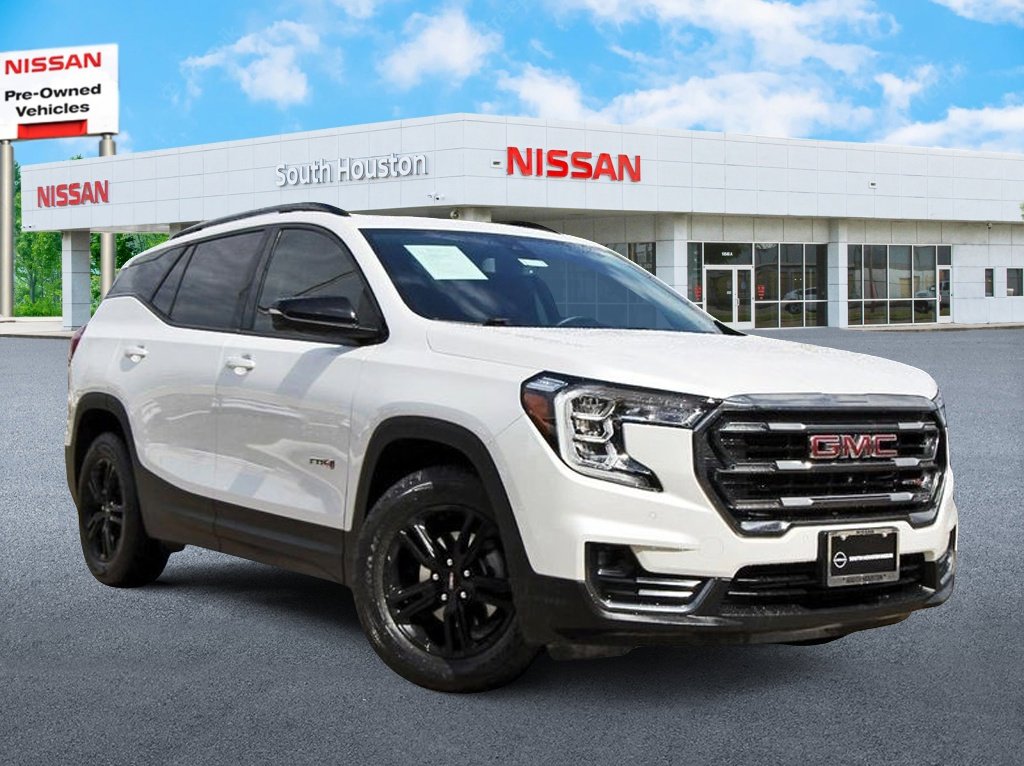 Used 2024 GMC Terrain AT4 w/ Infotainment Package II AWD/4WD image 1