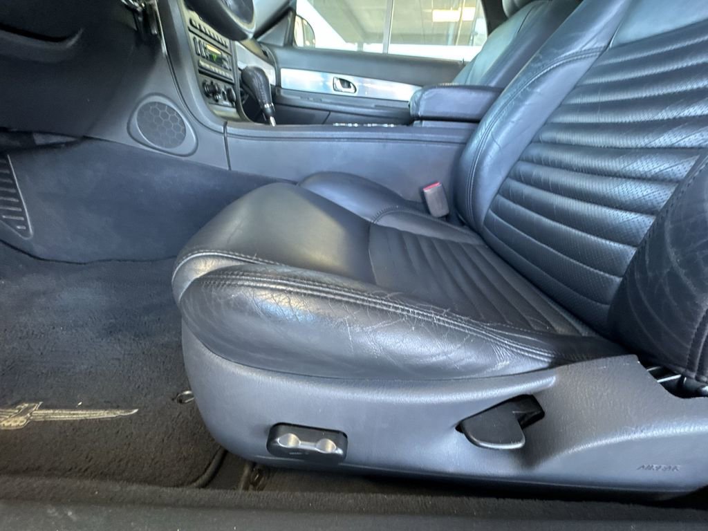 Used 2002 Ford Thunderbird RWD image 12