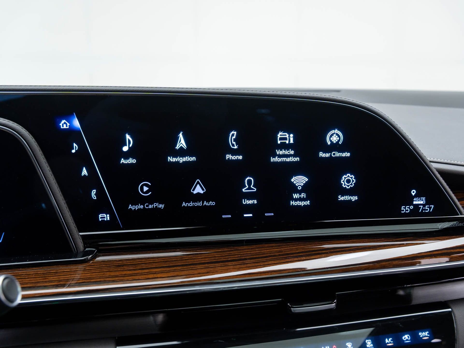 Certified 2023 Cadillac Escalade ESV Premium Luxury image 26