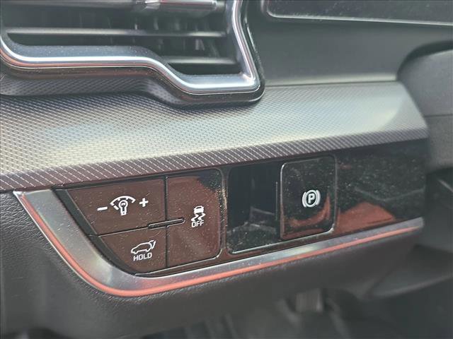 Used 2023 Kia Sportage SX image 8