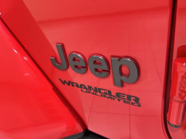 Used 2022 Jeep Wrangler Unlimited Rubicon w/ LED Lighting Group AWD/4WD image 29