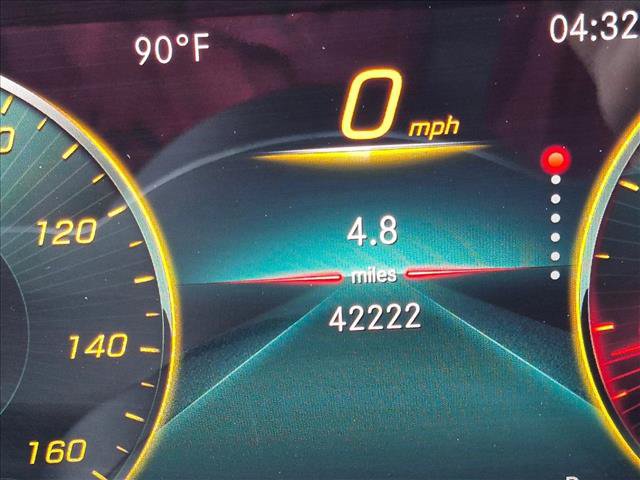 Used 2022 Mercedes-Benz GLB 250 image 10
